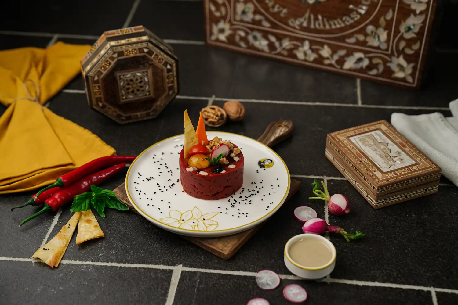 محمرة وسط