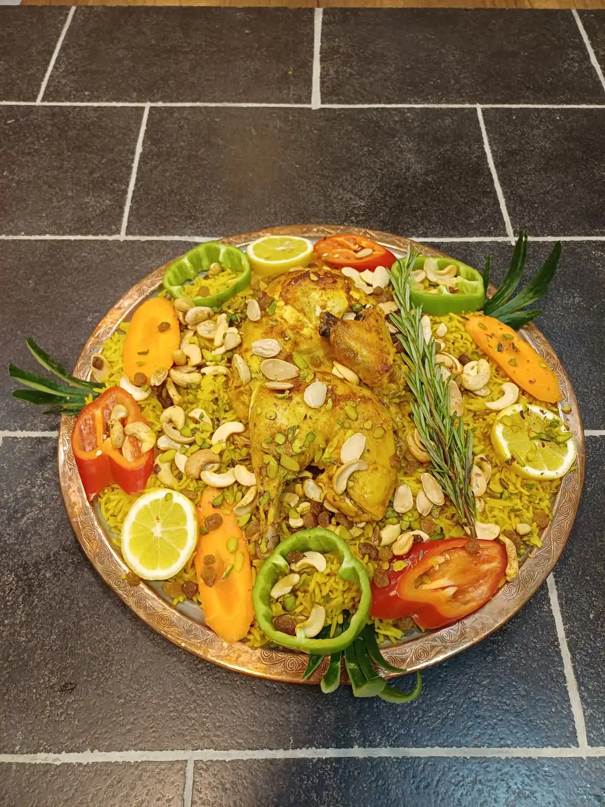 مندي نص دجاج